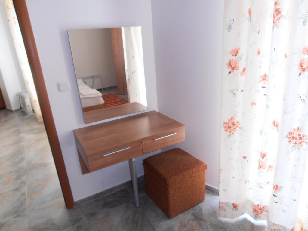 Monastery 3 Apartments Tmf ปอมโปโรโว ห้อง รูปภาพ